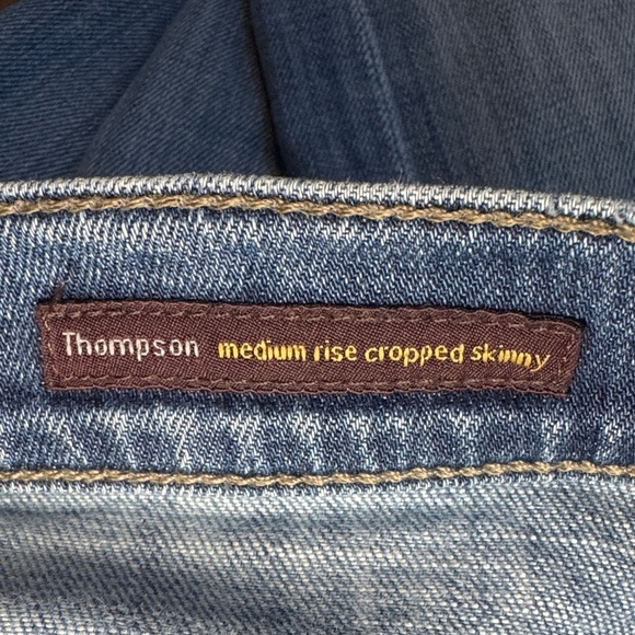 Citizens of Humanity Thompson Med Rise Cropped Skinny Denim Preloved Designer - Picture 11 of 13